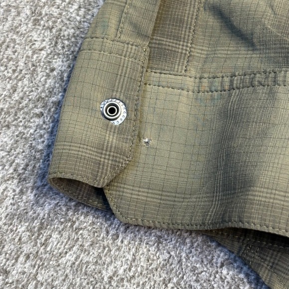 Outdoor‎ Research Mens Button Up Shirt Medium Plaid Green Hiking Travel - Picture 3 of 16